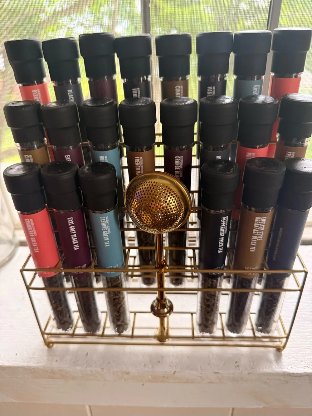 Loose Leaf Tea sample set in decorative stand.